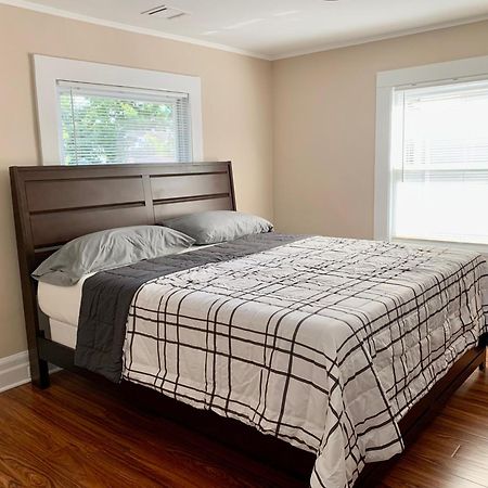 Newly Renovated 4 Bedroom Apartment Near Downtown. Montclair Exteriör bild