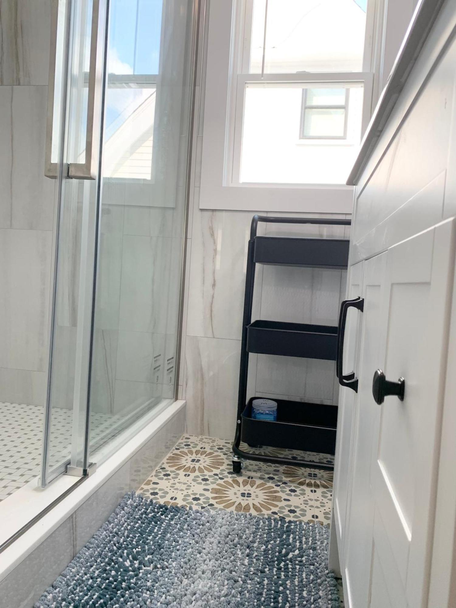 Newly Renovated 4 Bedroom Apartment Near Downtown. Montclair Exteriör bild